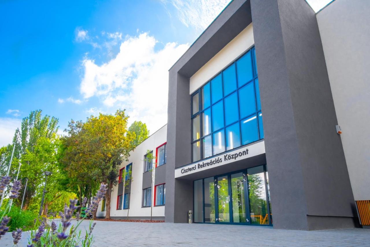 Ciszterci Rendezvenykoezpont Bed & Breakfast Balatonalmádi Eksteriør bilde
