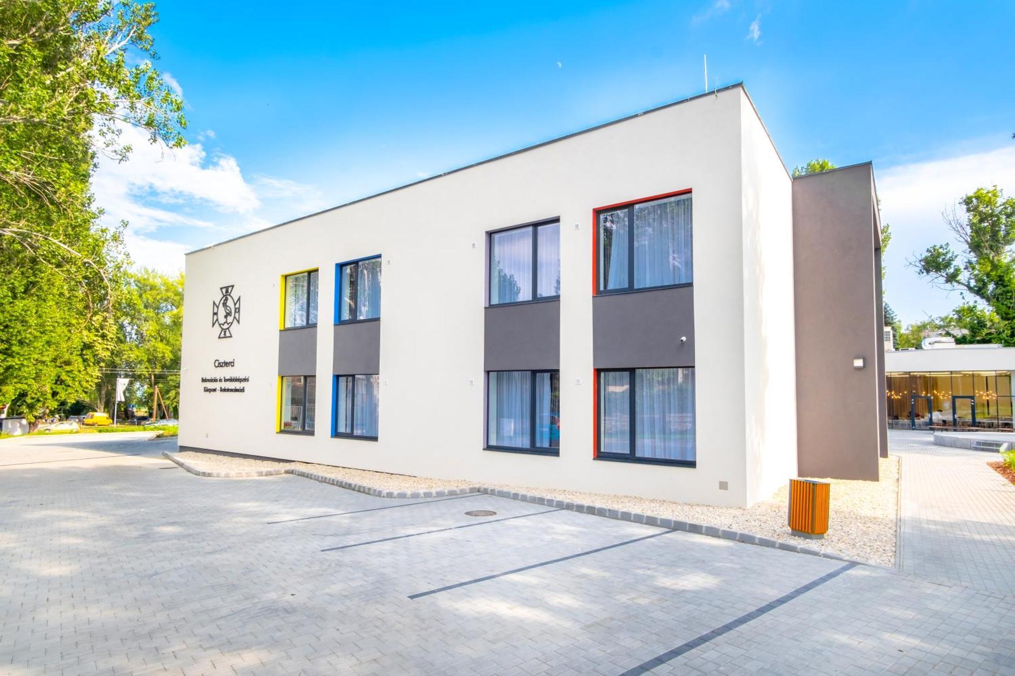 Ciszterci Rendezvenykoezpont Bed & Breakfast Balatonalmádi Eksteriør bilde